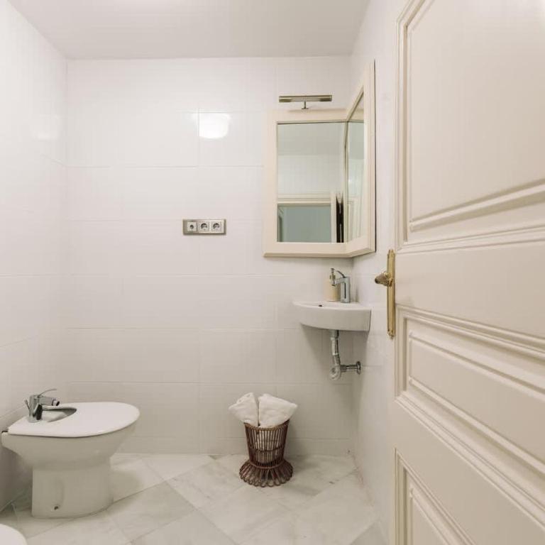 Magnificant Rambla Plaza View - Monthly Rental - Apartment - 8