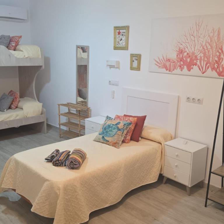LUJOSO ADOSADO de TRES HABITACIONES en VERA PLAYA A 200 METROS DEL MAR - Casa de 3 dormitorios - 59