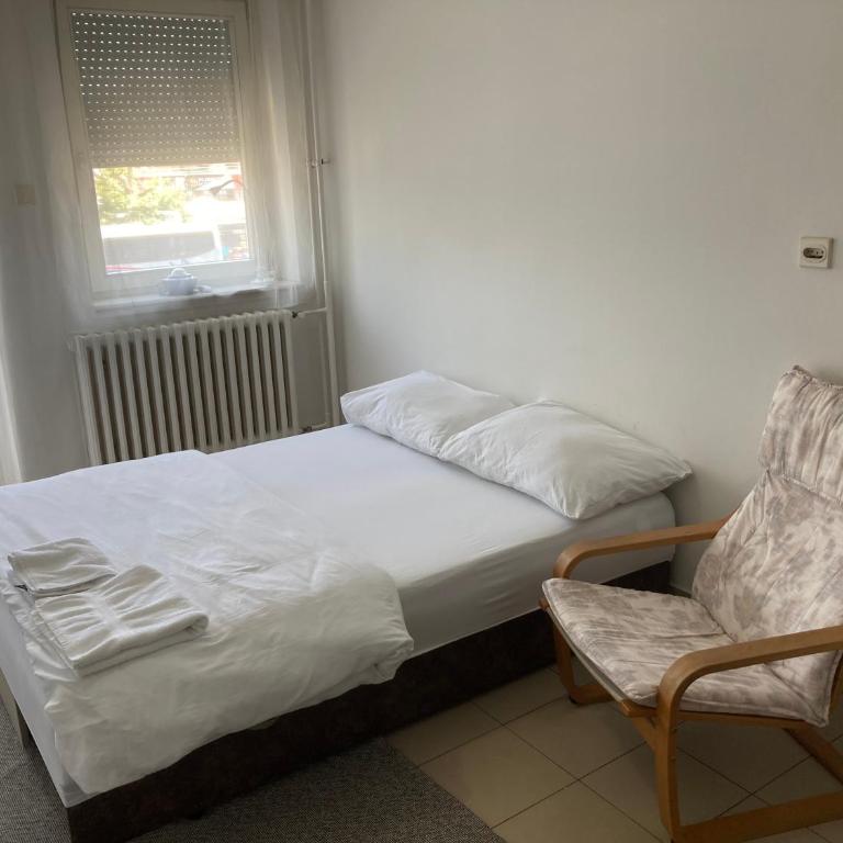 Small flat in the city heart - One-Bedroom Apartment - 1