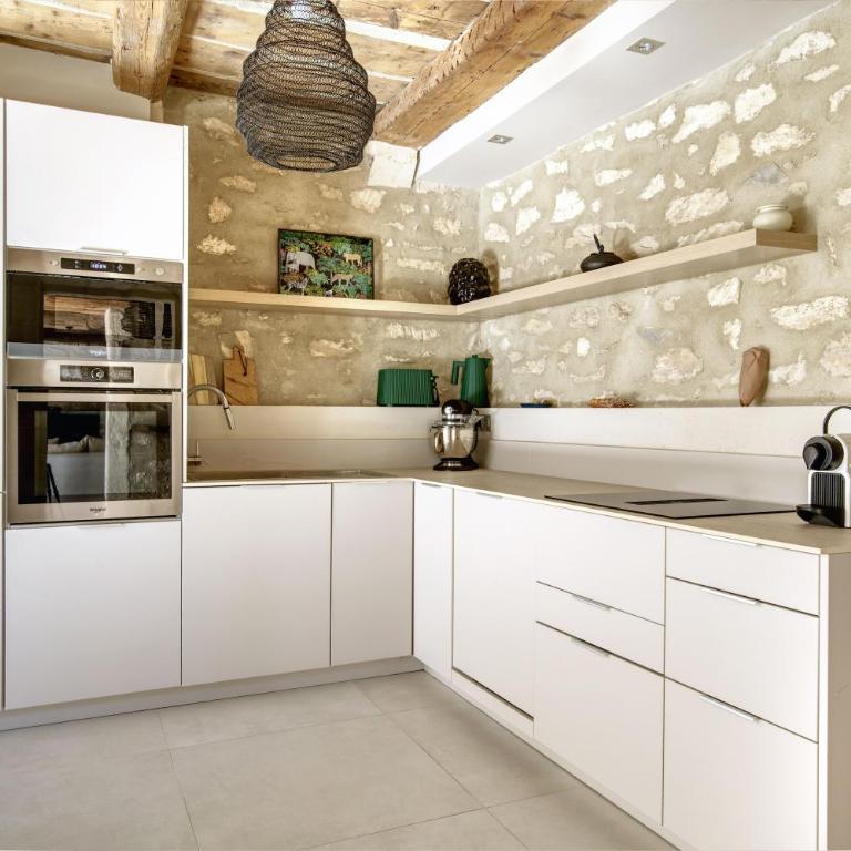 Authentic family Mas, St Remy within walking distance - Villa avec Piscine Privée - 13