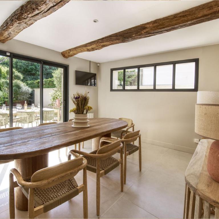Authentic family Mas, St Remy within walking distance - Villa avec Piscine Privée - 11
