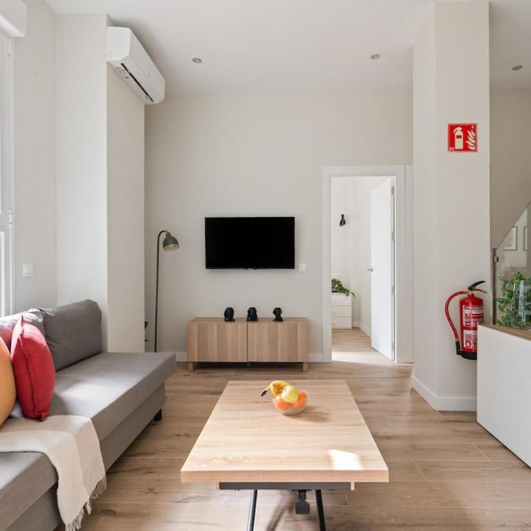 Apartamentos San Claudio - Puente de Vallecas - Two-Bedroom Apartment - 1