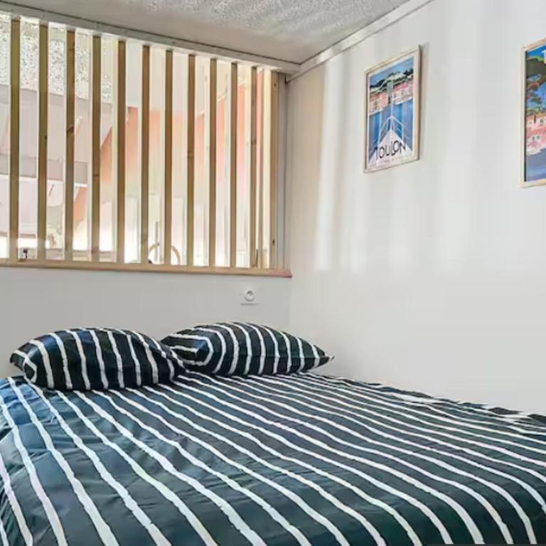 Appart charmant jusqu'à 4 personnes vue cathédrale - Apartment - 6