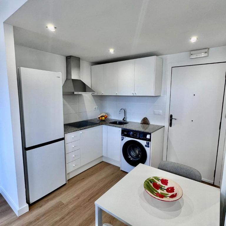 Mediterráneo Suites Port - One-Bedroom Apartment - 7