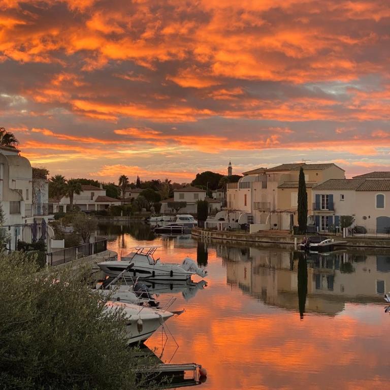 Marina with pool - Three-Bedroom Home - 1