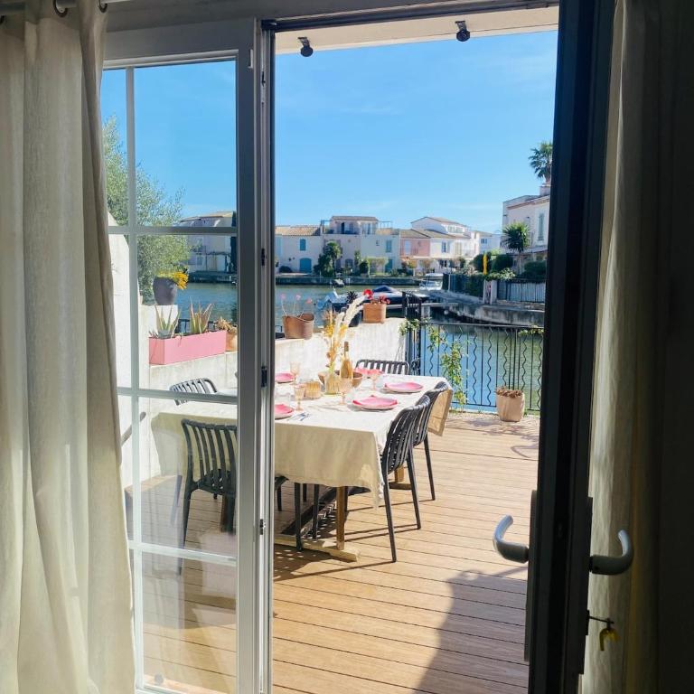 Marina with pool - Three-Bedroom Home - 11