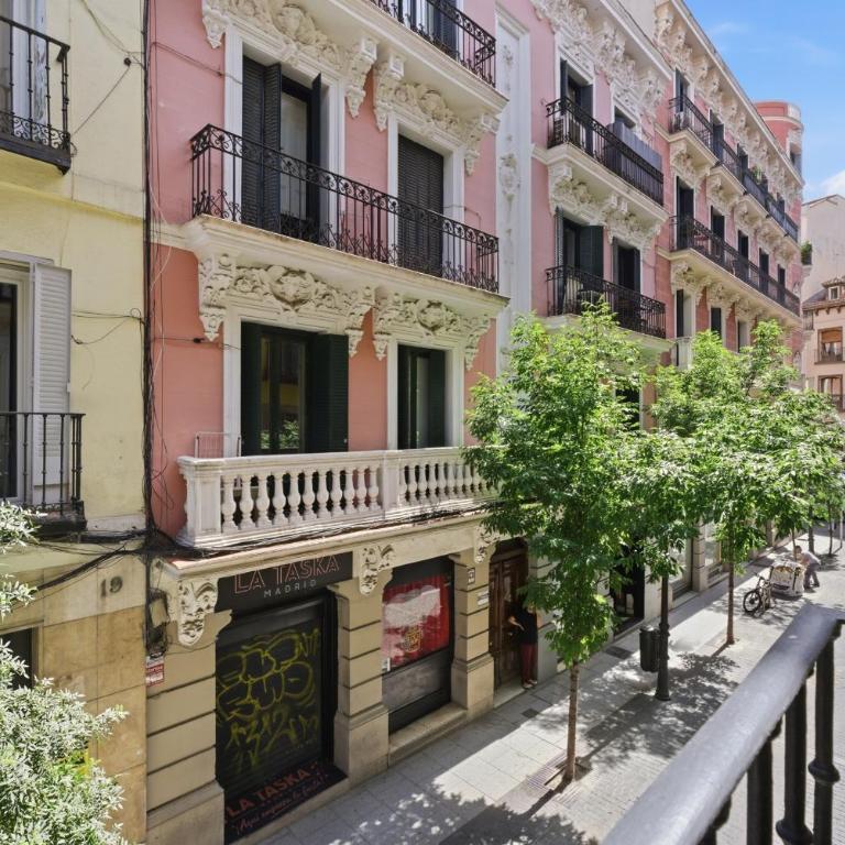 Casa Cortes en Madrid - Two-Bedroom Apartment - 5