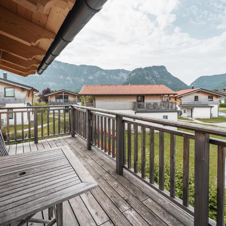 Chalet Charivari Inzell mit Whirlpool, Sauna & Garten - Chalet mit 3 Schlafzimmern - 9