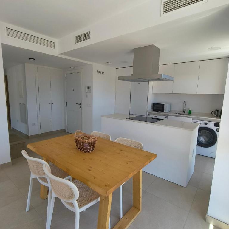 Sol, Piscina y Golf al lado del Mar en Mijas - Apartamento de 3 dormitorios - 8