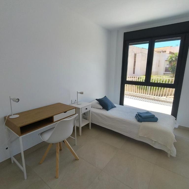 Sol, Piscina y Golf al lado del Mar en Mijas - Apartamento de 3 dormitorios - 12
