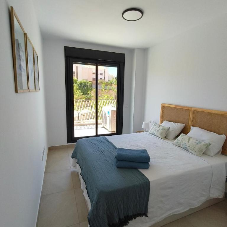 Sol, Piscina y Golf al lado del Mar en Mijas - Apartamento de 3 dormitorios - 18