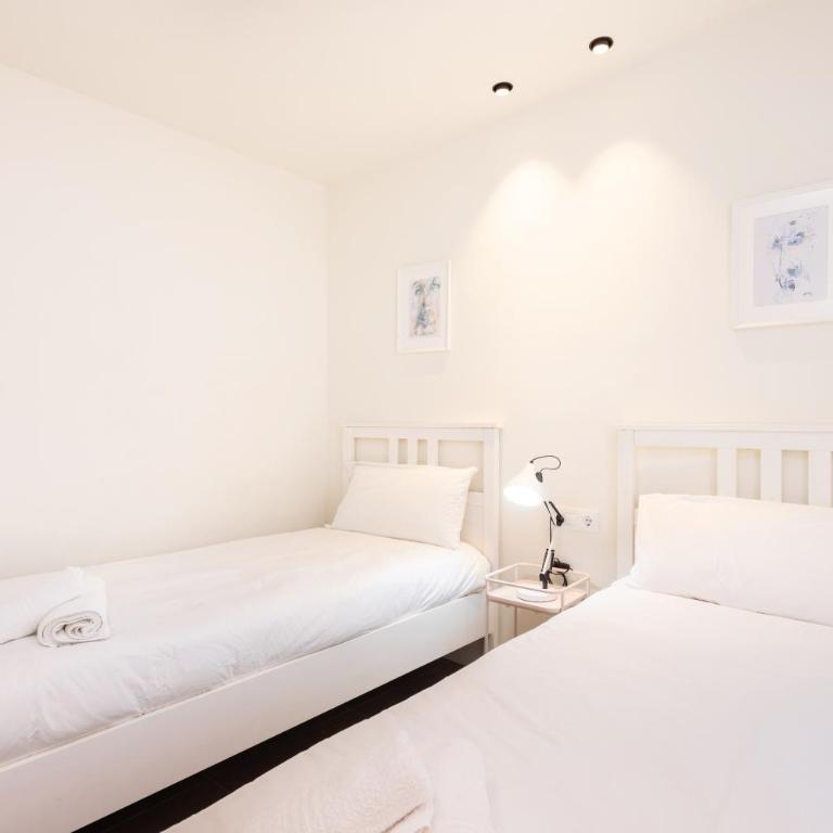 Azahara Sunrises By Sunkeyrents - Apartamento de 2 dormitorios con terraza - 3