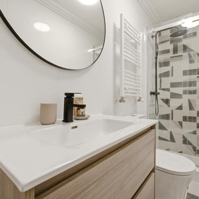 Casa Cortes en Madrid - One-Bedroom Standard Apartment - 12