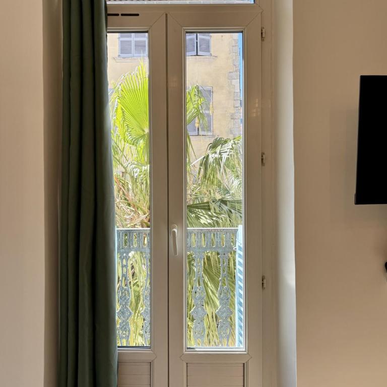 Entre Raimu et Panisse, Charme provençal à Toulon - One-Bedroom Apartment - 14