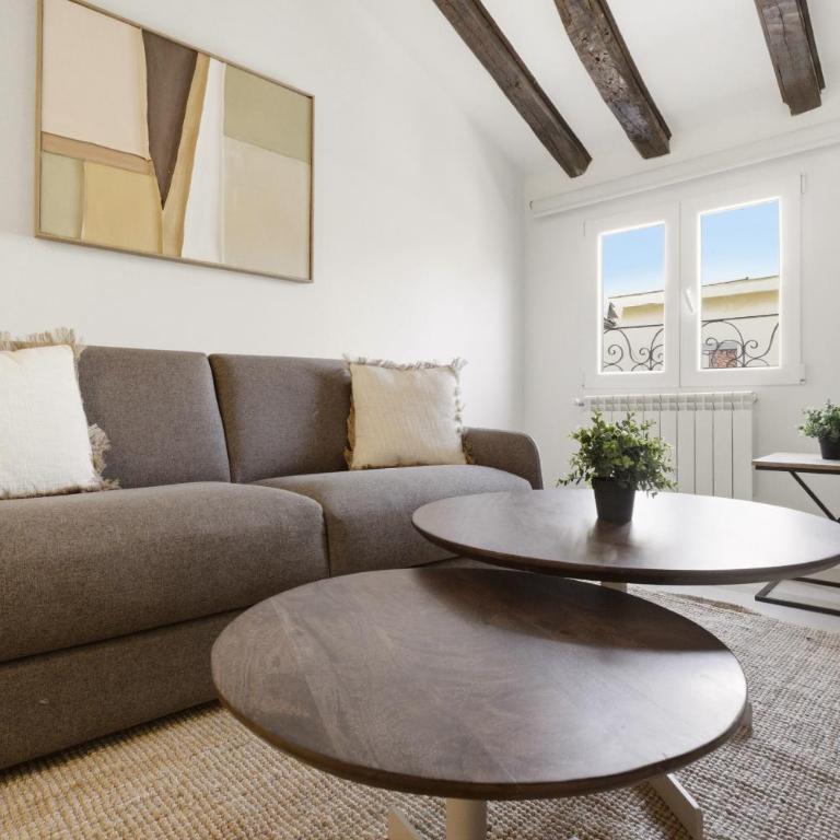 Casa Cortes en Madrid - Two-Bedroom Deluxe Apartment - 1