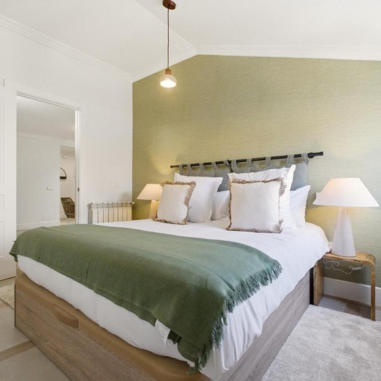 Casa Cortes en Madrid - Two-Bedroom Deluxe Apartment - 3