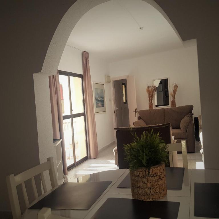 Apartamentos Casa Blanca - Apartamento de 2 dormitorios con balcón - 6