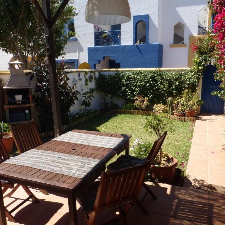 Charming 1-Bedroom Apartment in Roquetas de Mar, Spain - Apartamento - 1