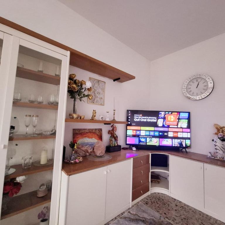 Luino Flowers Home - Appartamento con 1 Camera da Letto - 2