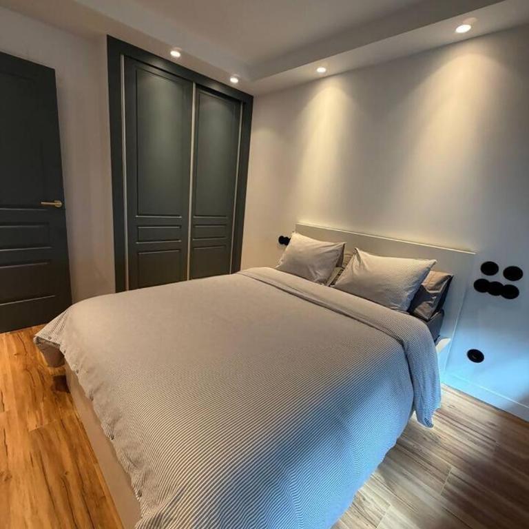 Fruela Living By Silastur - Two-Bedroom Apartment - 20