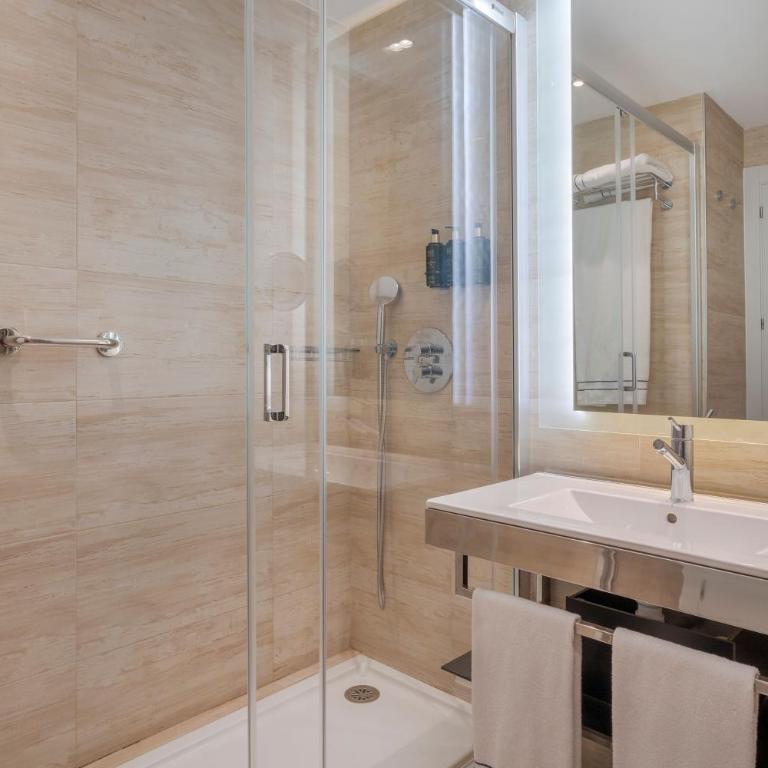 Meliá Alicante - Grand Premium Room - 4