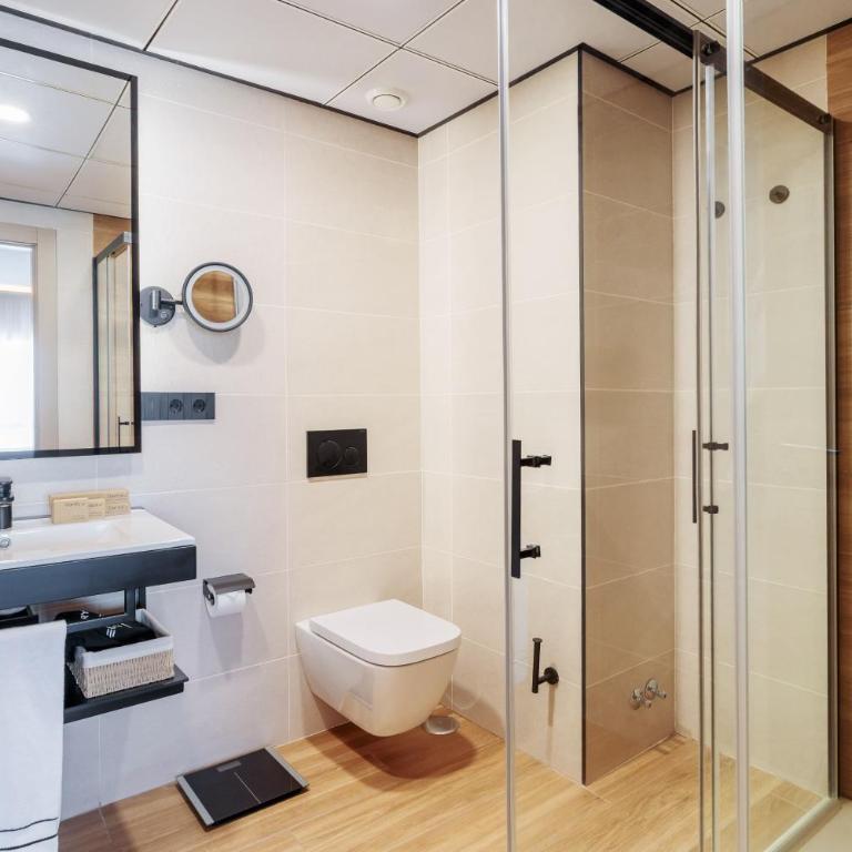 Meliá Alicante - The Level Grand Premium Room Adults Only - 5