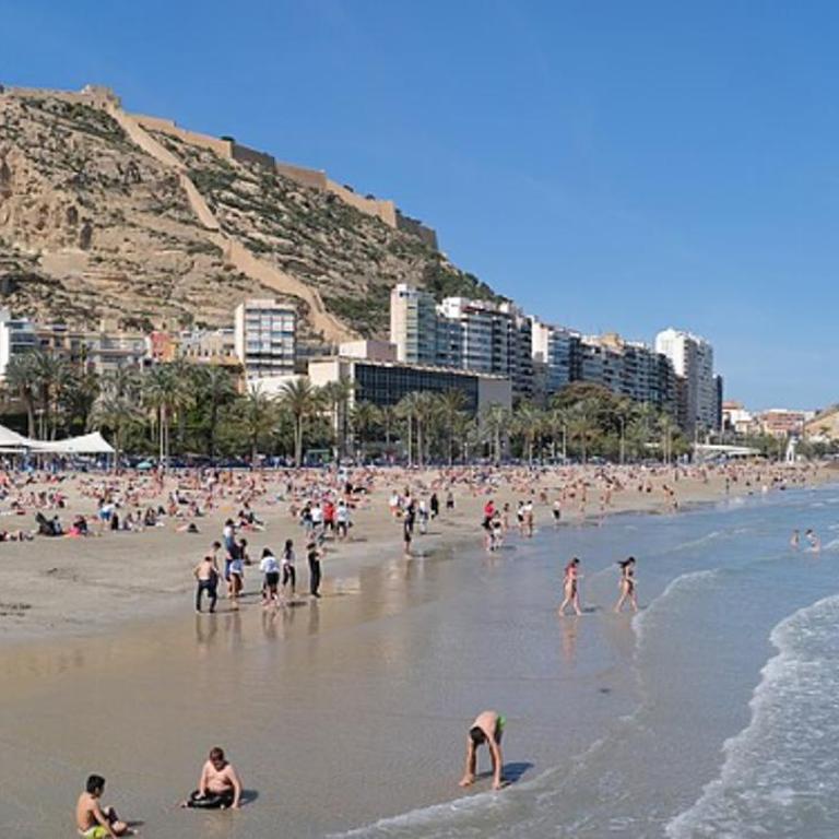 Charming Ensuite Room Near Alicante City Center - Habitación Doble - 15