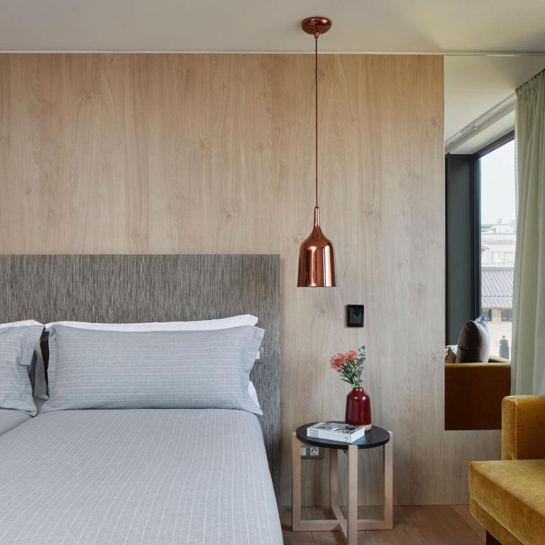 ME by Meliá Barcelona - Standard ME Room - 2