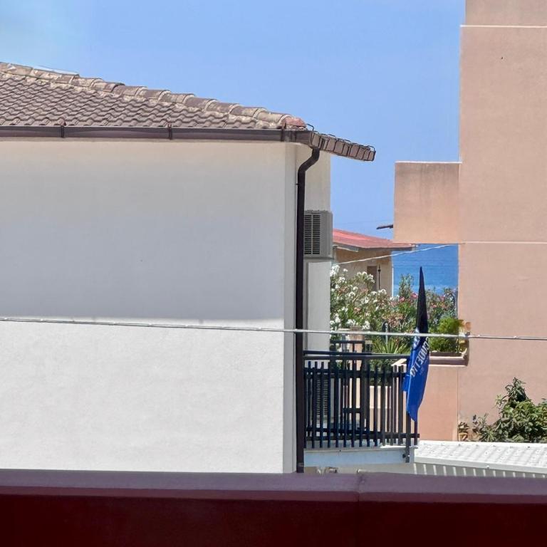3 min Walk to Beach 3BR Apartment with Terrace AC & Parking - Appartamento con 3 Camere da Letto e con Balcone - 20