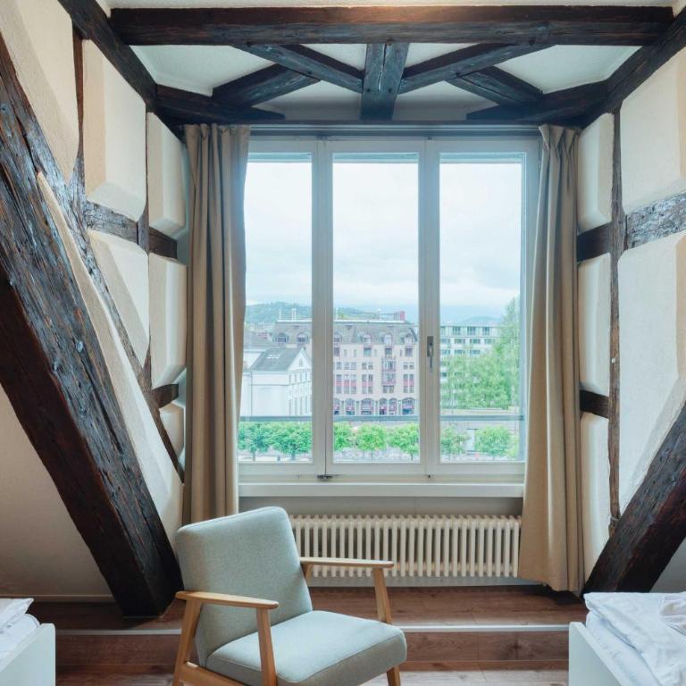 HITrental Chapel Bridge Apartments - Studio A - 7