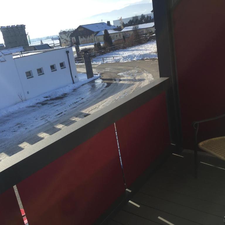Burg Rooms - 24h Self-Check-in - Deluxe Doppel-/Zweibettzimmer mit Balkon - 14