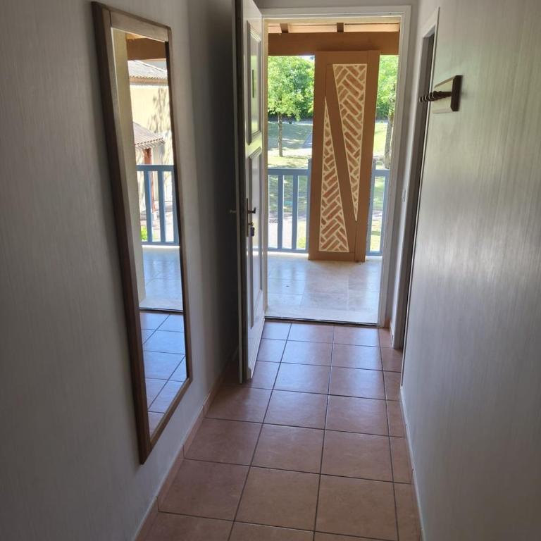 L'instant Montdesir, 4 pers, Piscine et Lac - Apartment mit Seeblick - 11