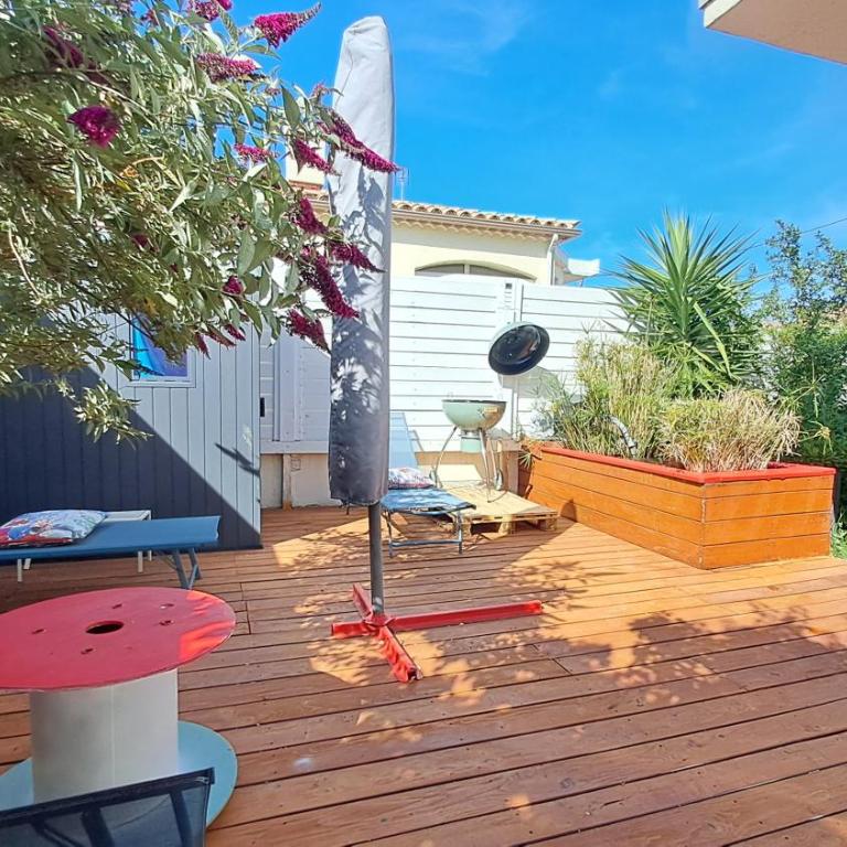 Frontignan villa rez de chausée avec exterieur privatif, Plage 4km - Appartement 2 Chambres - 12