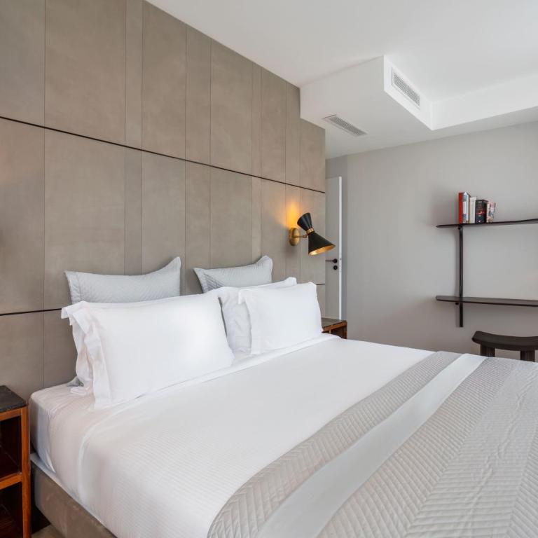 Montmartre Residence - Prestige Apartment with Eiffel Tower View - 12