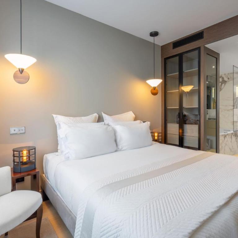 Montmartre Residence - Prestige Apartment with Eiffel Tower View - 8