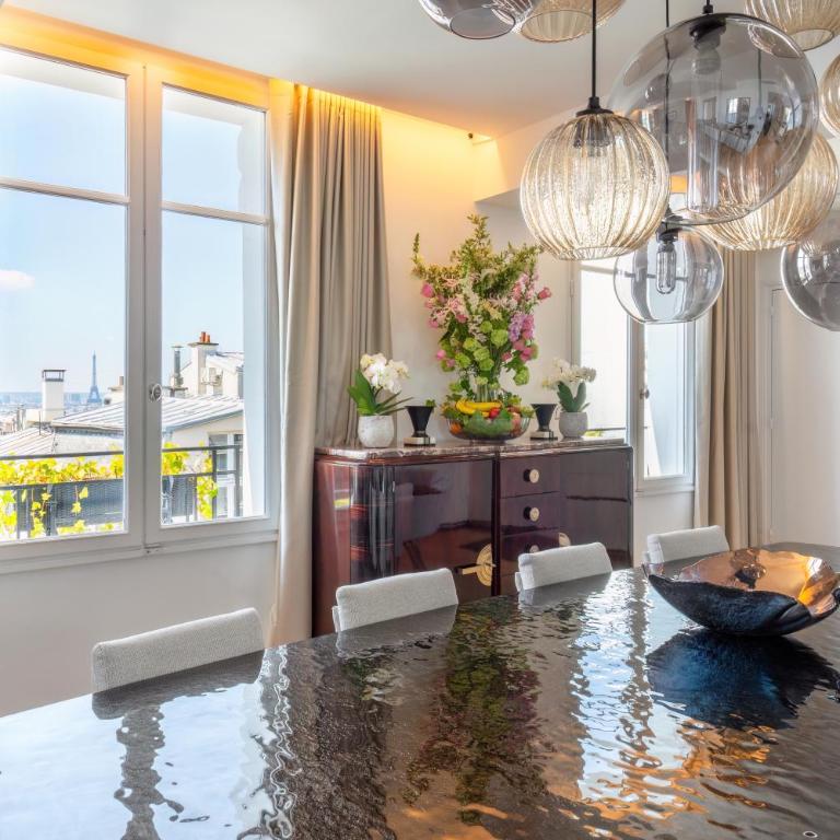 Montmartre Residence - Prestige Apartment with Eiffel Tower View - 1
