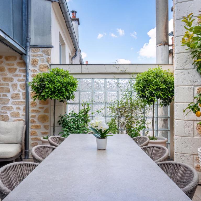 Montmartre Residence - Prestige Apartment with Eiffel Tower View - 18
