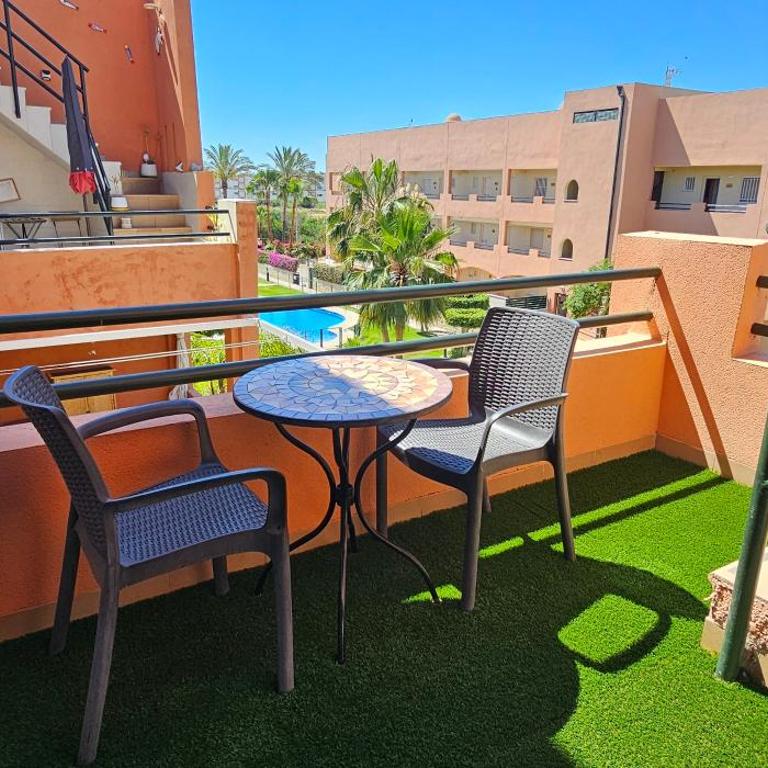 Apartamentos Paraíso Vera Playa, Ed Palmerston, Atico B a pie de Playa, piscina privada en solárium, WI-FI - Apartamento Ático - 3