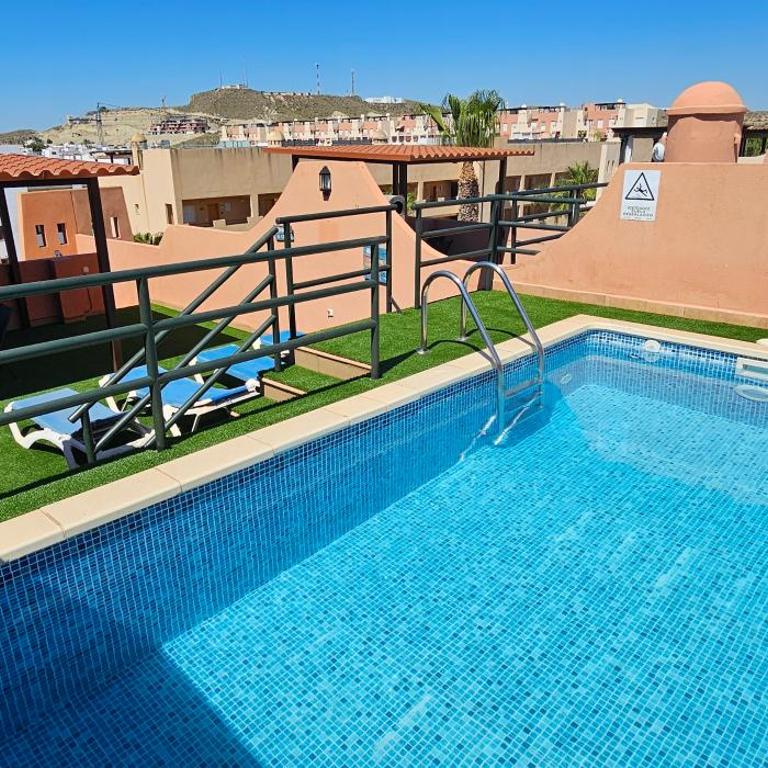Apartamentos Paraíso Vera Playa, Ed Palmerston, Atico B a pie de Playa, piscina privada en solárium, WI-FI - Apartamento Ático - 7