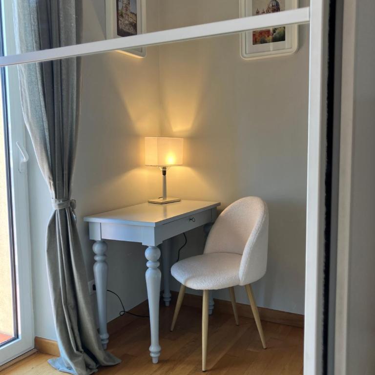 Vatican Charm Retreat - Appartement 2 Chambres - Vue sur Ville - 22
