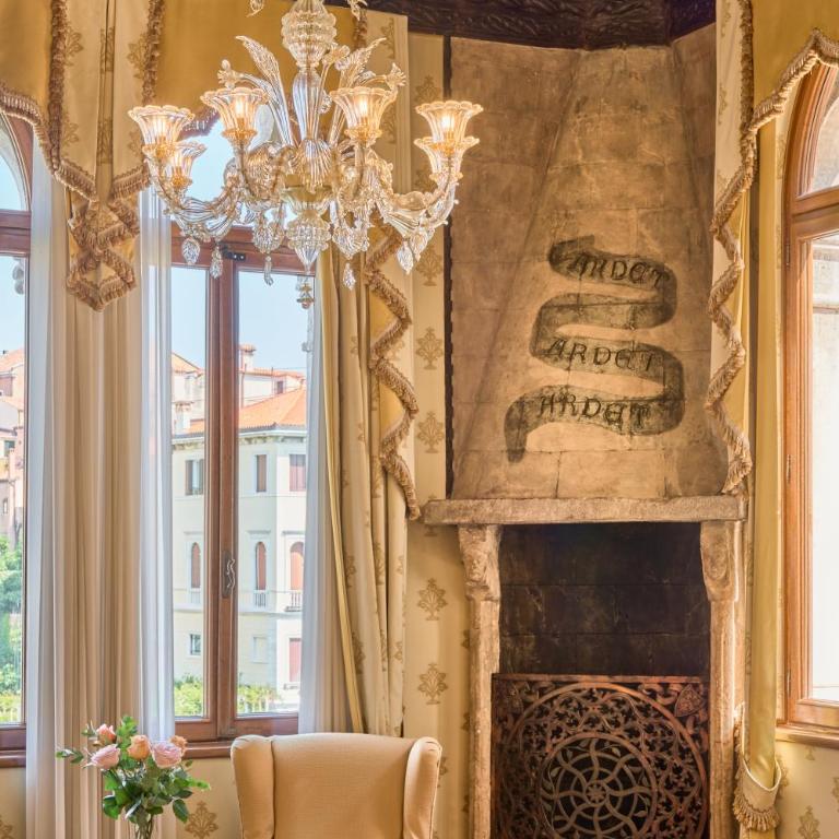 Hotel Palazzo Stern - Junior Suite con Vista Canal Grande - 2