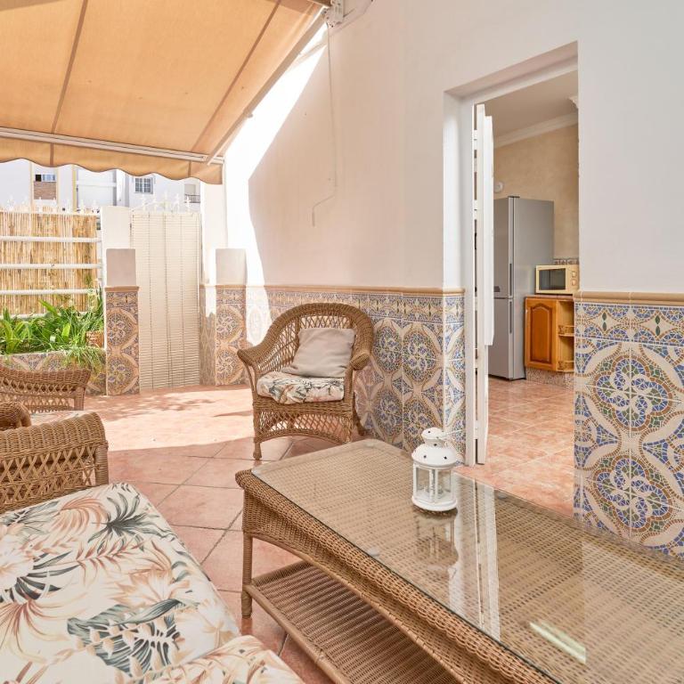 Casa en bajo cerca del B. de Europa - Appartement avec Terrasse - 24