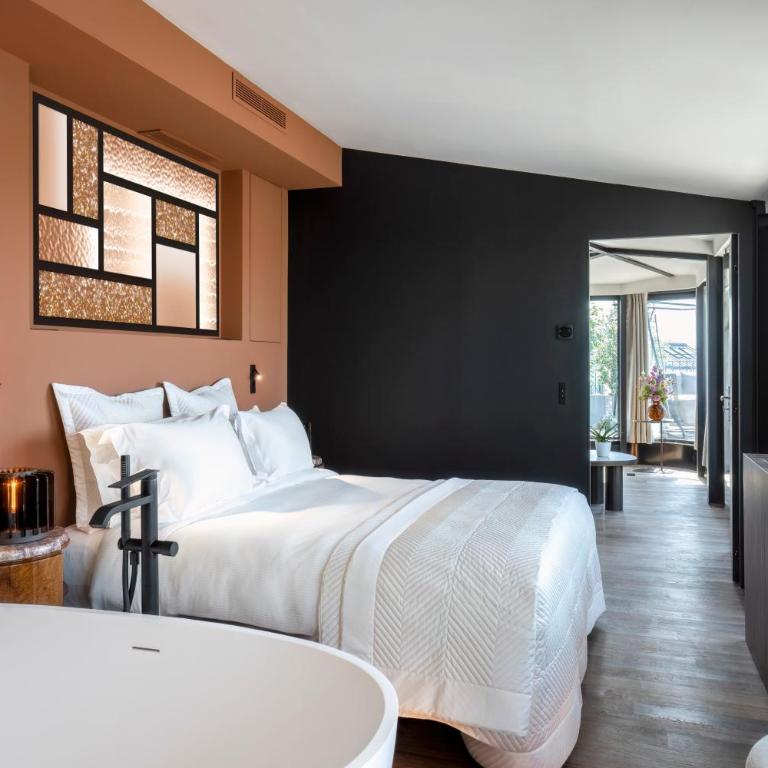 Montmartre Residence - Rooftop Apartment with Eiffel Tower View - 1