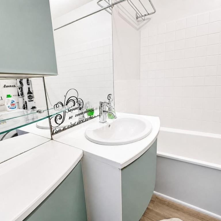 Antibes appartement calme proche plage - One-Bedroom Apartment - 8