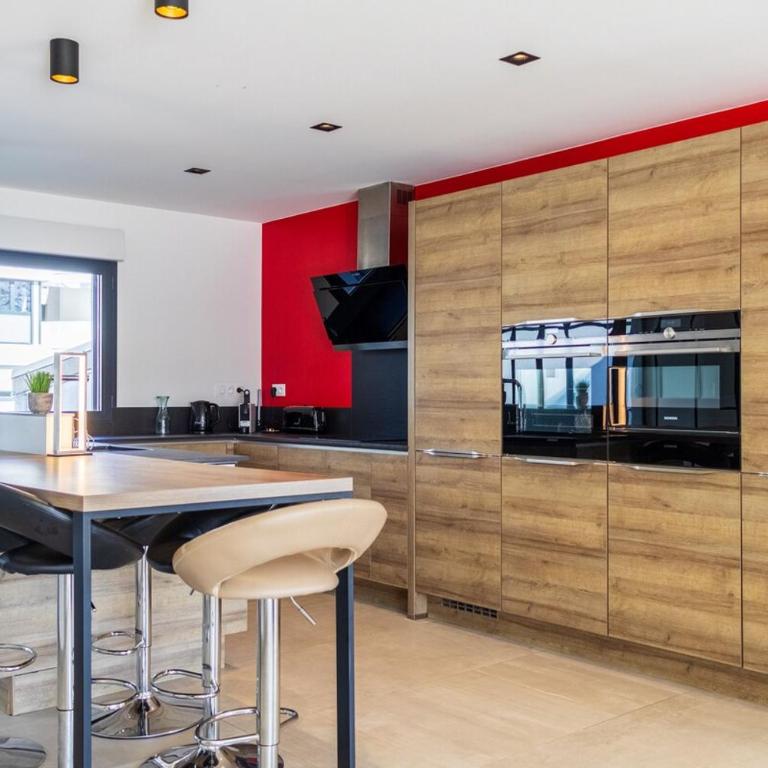 Magnifique Duplex avec Spa privé - Appartement - 8