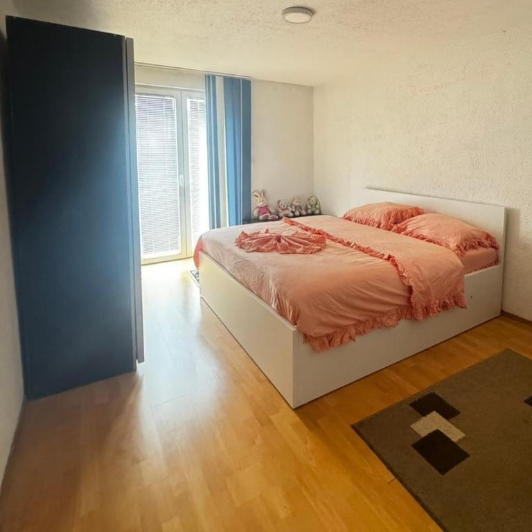 Apartman Leki - Apartman sa 3 Spavaće Sobe - 2