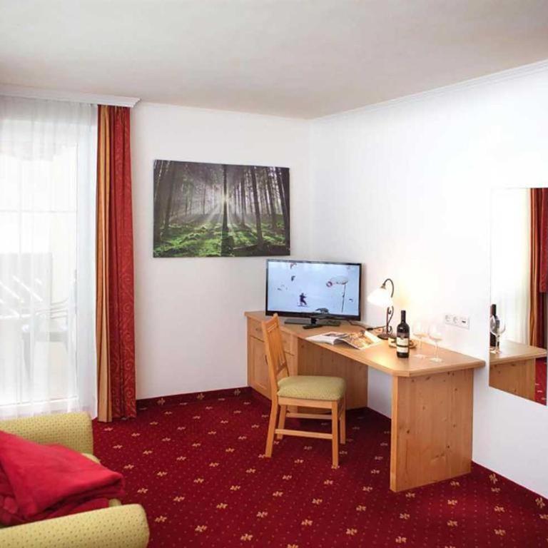 Gastein, Landhaus - Doppel-/Zweibettzimmer mit Balkon - 12