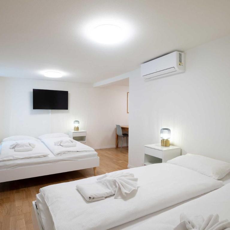HITrental Old Town Apartments - Studio A - 1