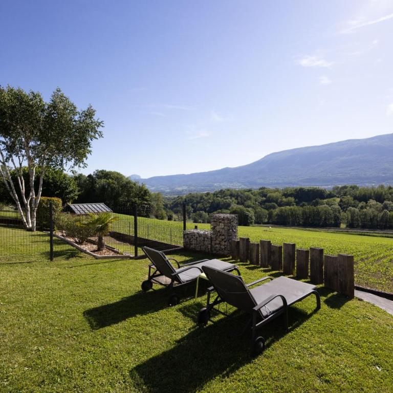Gîte Le Rêve, Entre Lac Et Montagne - Chambre Quadruple avec Douche - 22