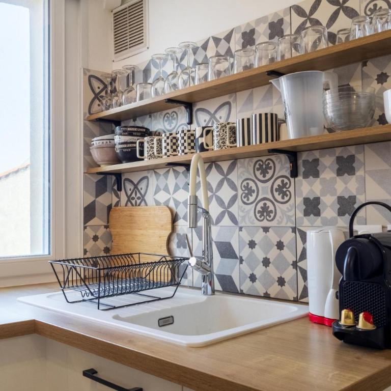 Sur les toits du Vieux Port avec terrasse - Appartement - 14